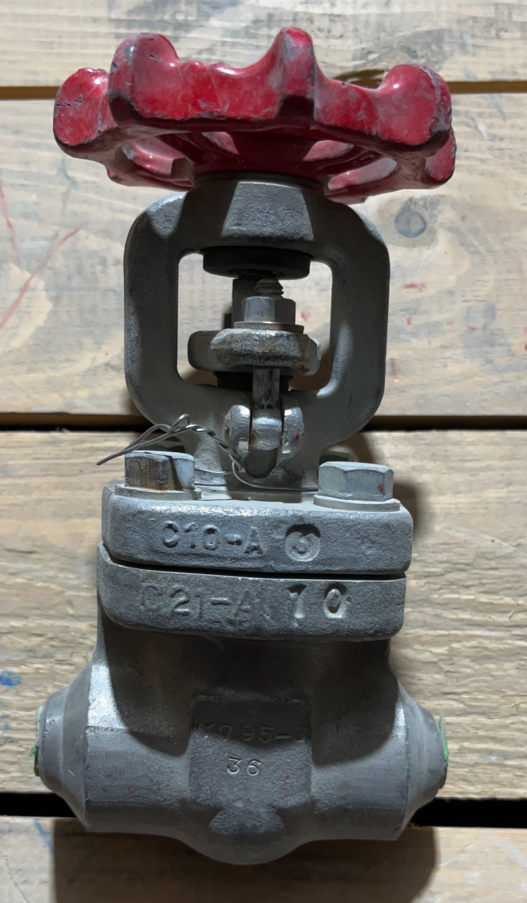 شیر بشقابی ( Globe Valve) ژاپنی - سایز " 1/2 کلاس فشاری #300 جنس مونل
